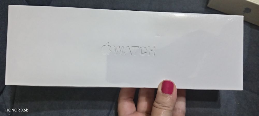 Apple watch 11, новый запечатанный