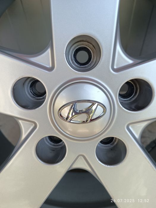 18/5/114,3-ХЮНДАЙ САНТА ФЕ,КИА СОРЕНТО с добри зимни гуми-235/60/18-