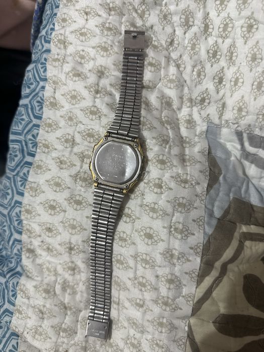 vand ceas Casio barbatesc