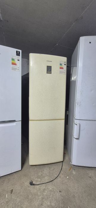 Холодильник сатылады