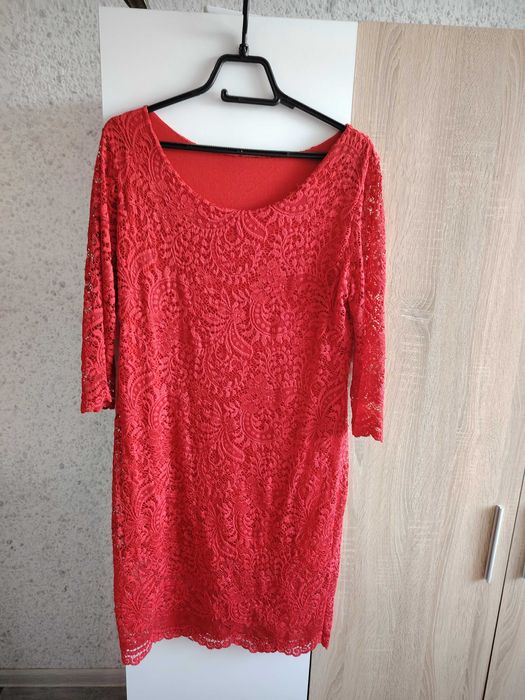 Официална рокля с дантела