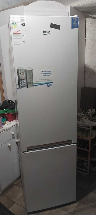 Холодильник BEKO