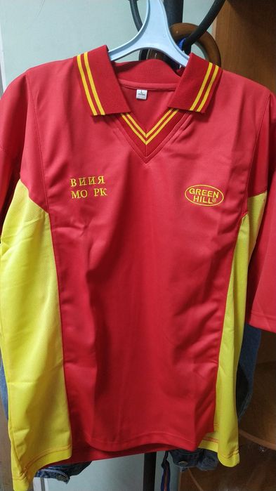 Продам футбольную форму