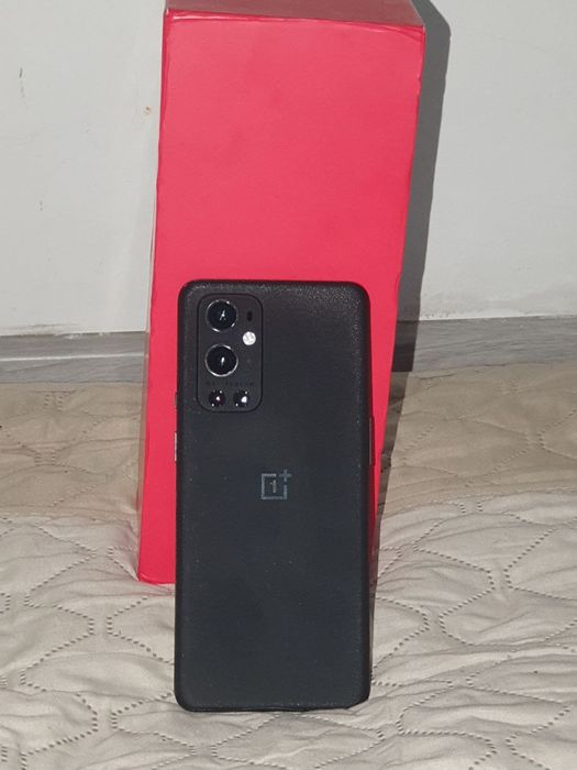 OnePlus 9 pro и samsung s10+