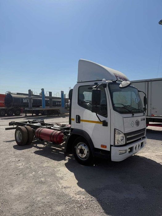 Газовый шасси FAW Tiger VН VUM1082 4х2 CNG