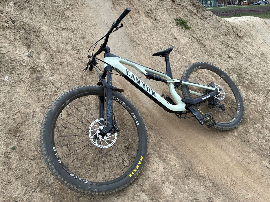Canyon Neuron CF full suspencion carbon XL