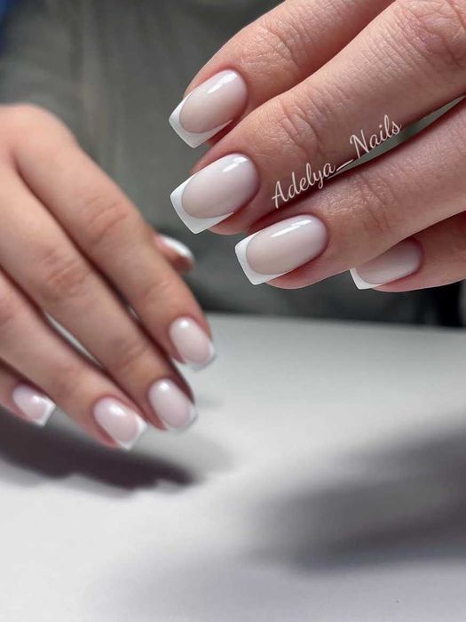 Услуги маникюра и наращивания