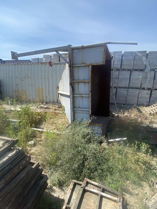 Продам бункер для сыпучих элементов