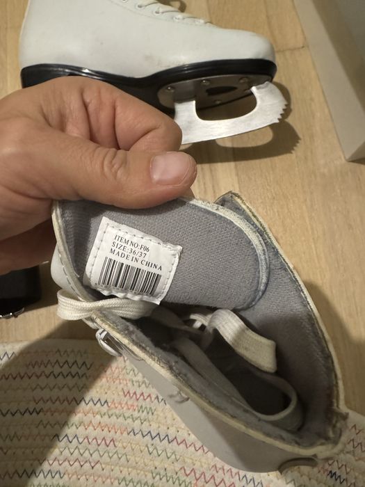 Patine marca Signa marimea 36/37