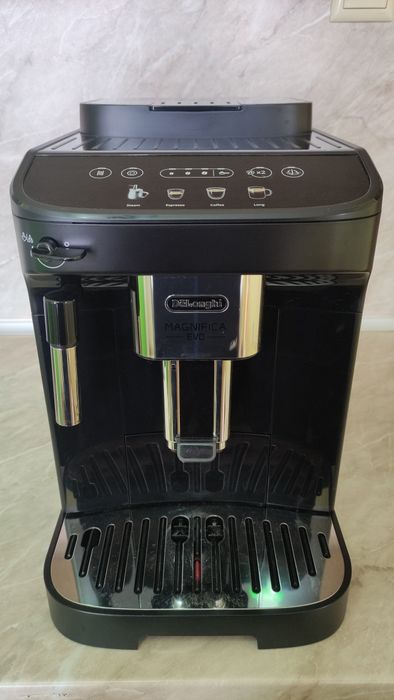 Кафеавтомат Delonghi Magnifica Evo