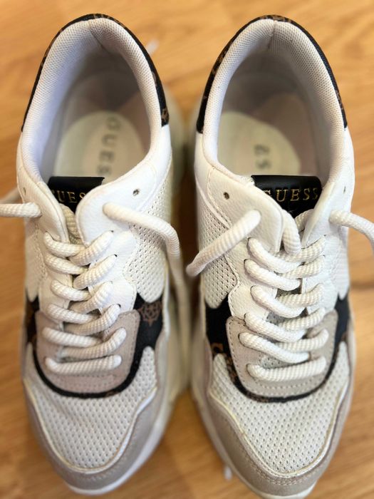 Guess Дамски кецове маратонки размер 39, Оригинал, Отлично състояние