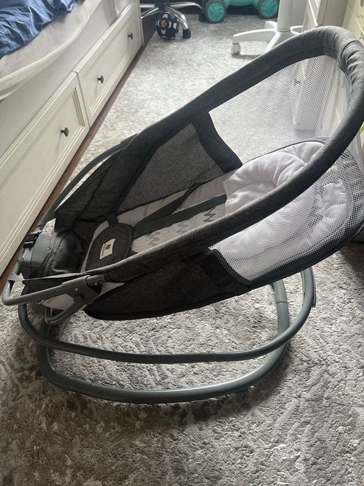 Продам Шезлонг для младенцев