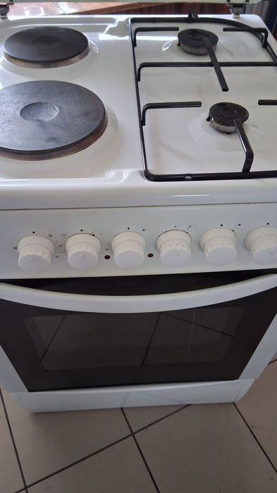 Комбинирана готварска печка