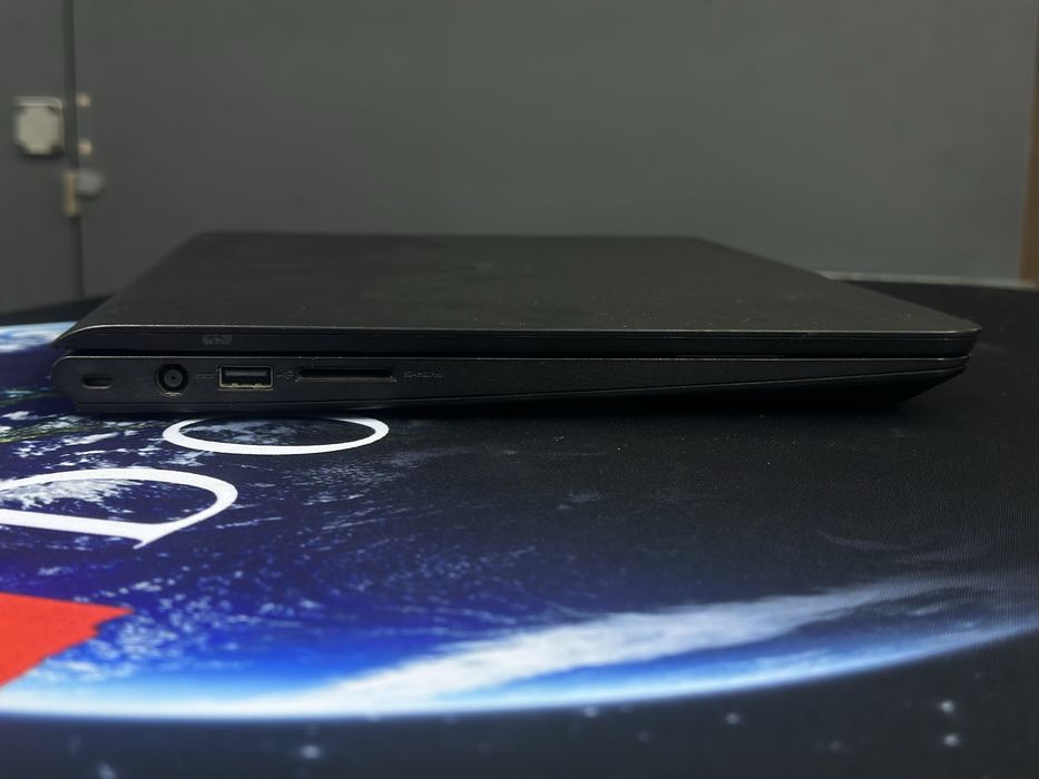 Офисный ноутбук Dell i5-5200U