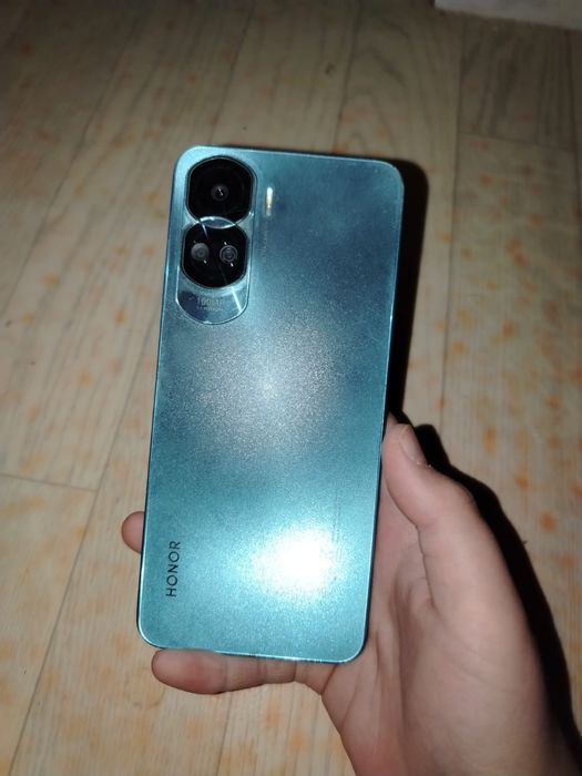 Осы телефон сатылады