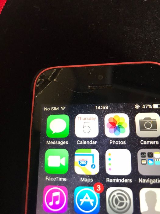 Продавам Iphone 5C pink 16gb