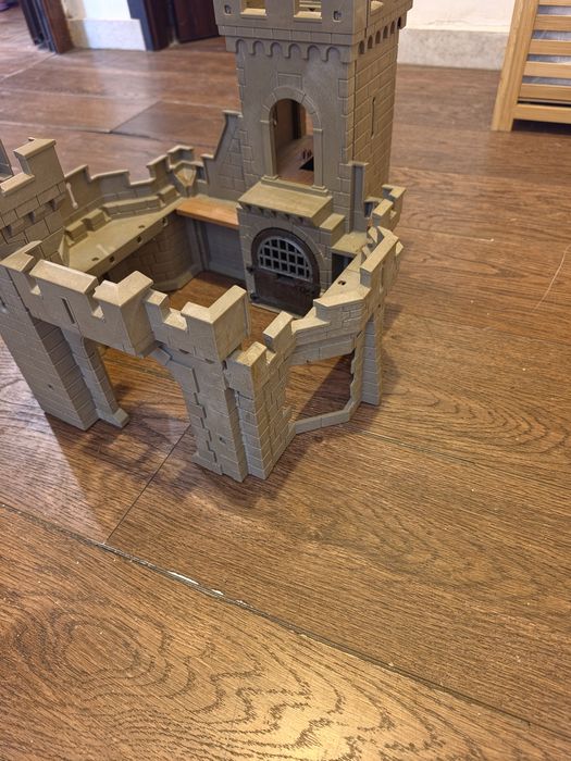 Castel Medieval  playmobil incomplet