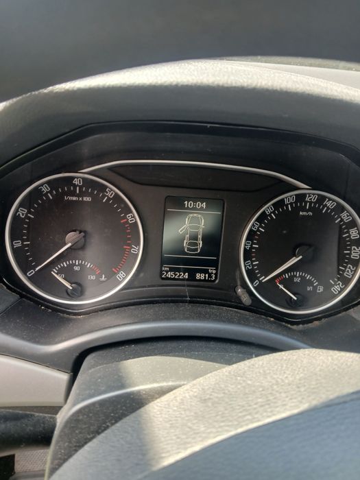 SKODA Octavia 2012 — imagine 2