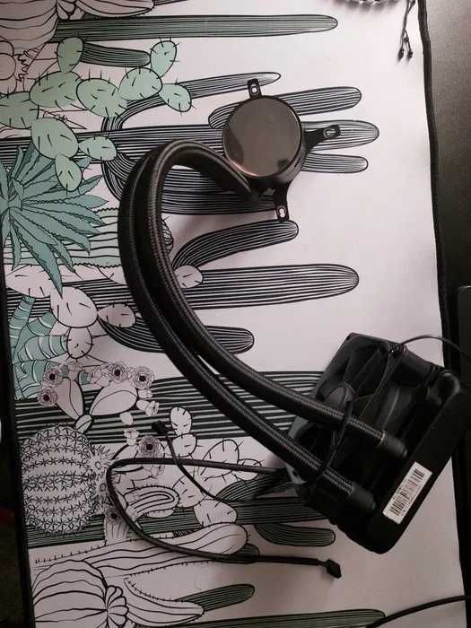 Система водяного охлаждения NZXT Kraken M22