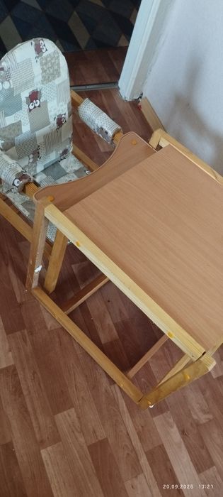 Продам детский стул