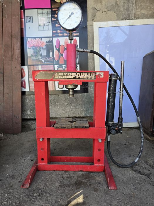 Пресс гидравлический