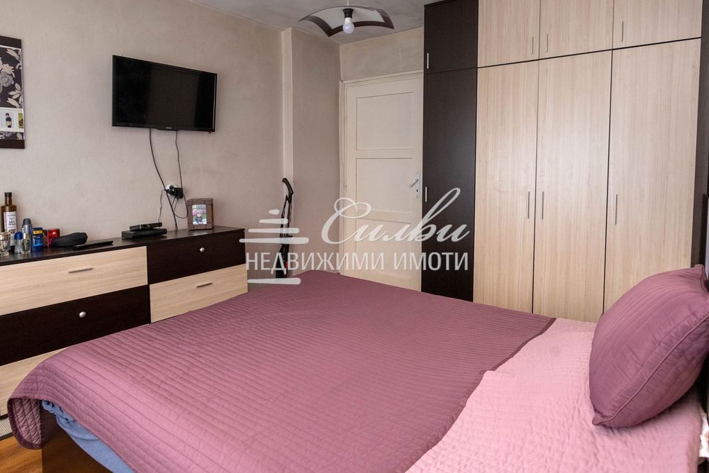 Продава се Къща в Шумен, Дивдядово - 120 кв.м за 1424 €/кв.м - Снимка #4