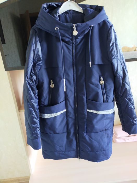 Куртка весна на девочку