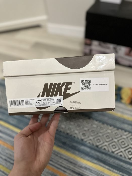 Air Jordan 1 Travis Scott Canary