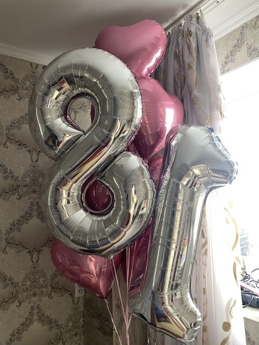 Гелевый шарик ,восемнадцать