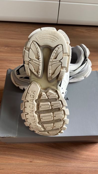 Balenciaga tracks