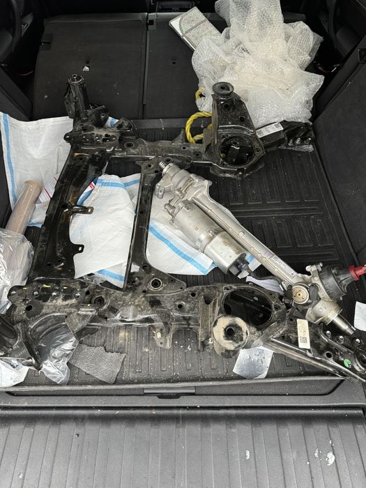 caseta de directie bmw x5 g05 x6 g06 x7 g07 noua