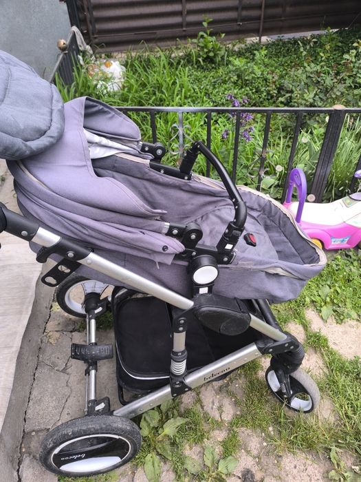 Продам детскую коляску