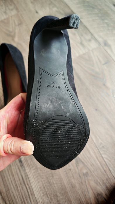 Продам туфли натуральная замша