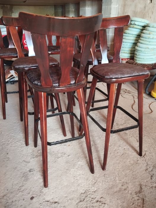 Дървени бар столове C24