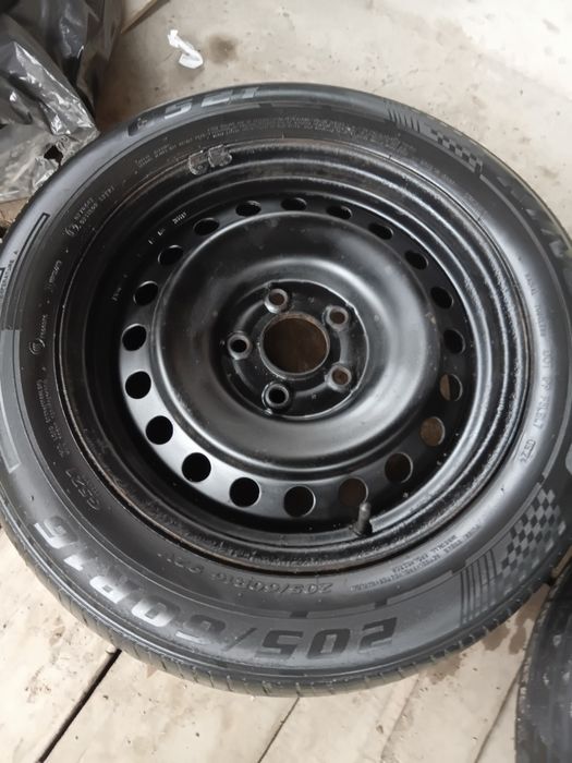 Шины комплект с дисками на 16