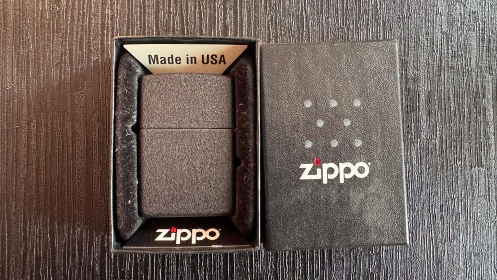 Zippo зажигалка продается
