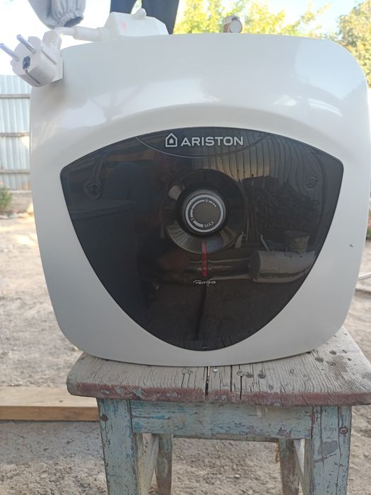 Продам аристон б/у