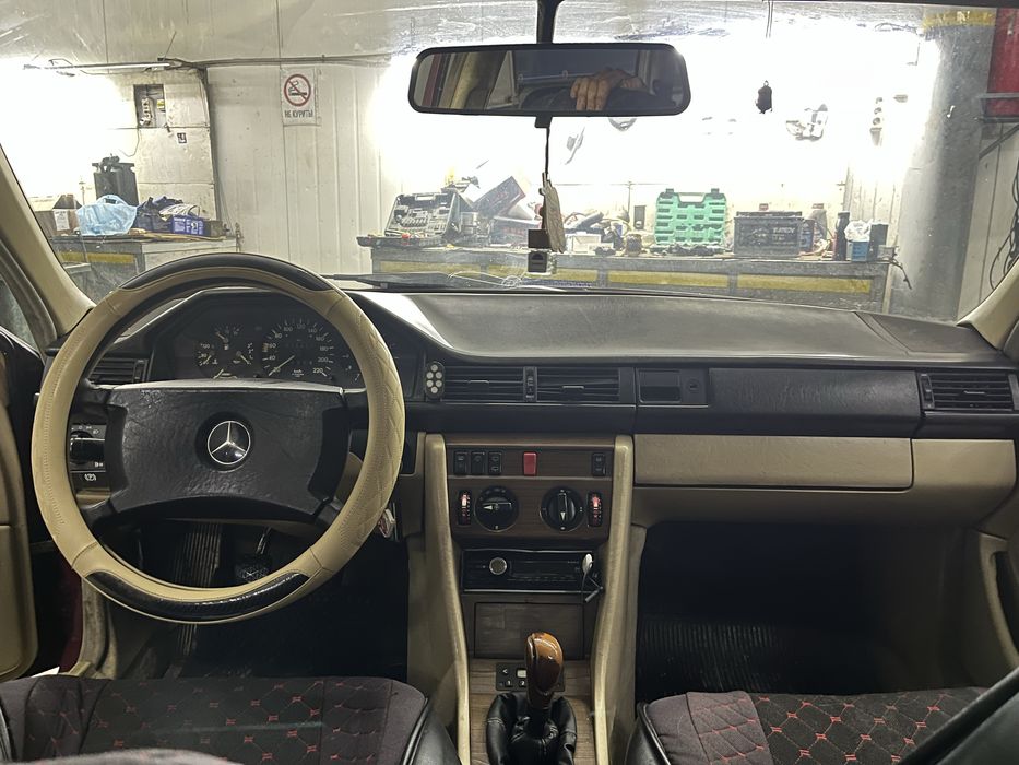 Продам 124 мерседес универсал