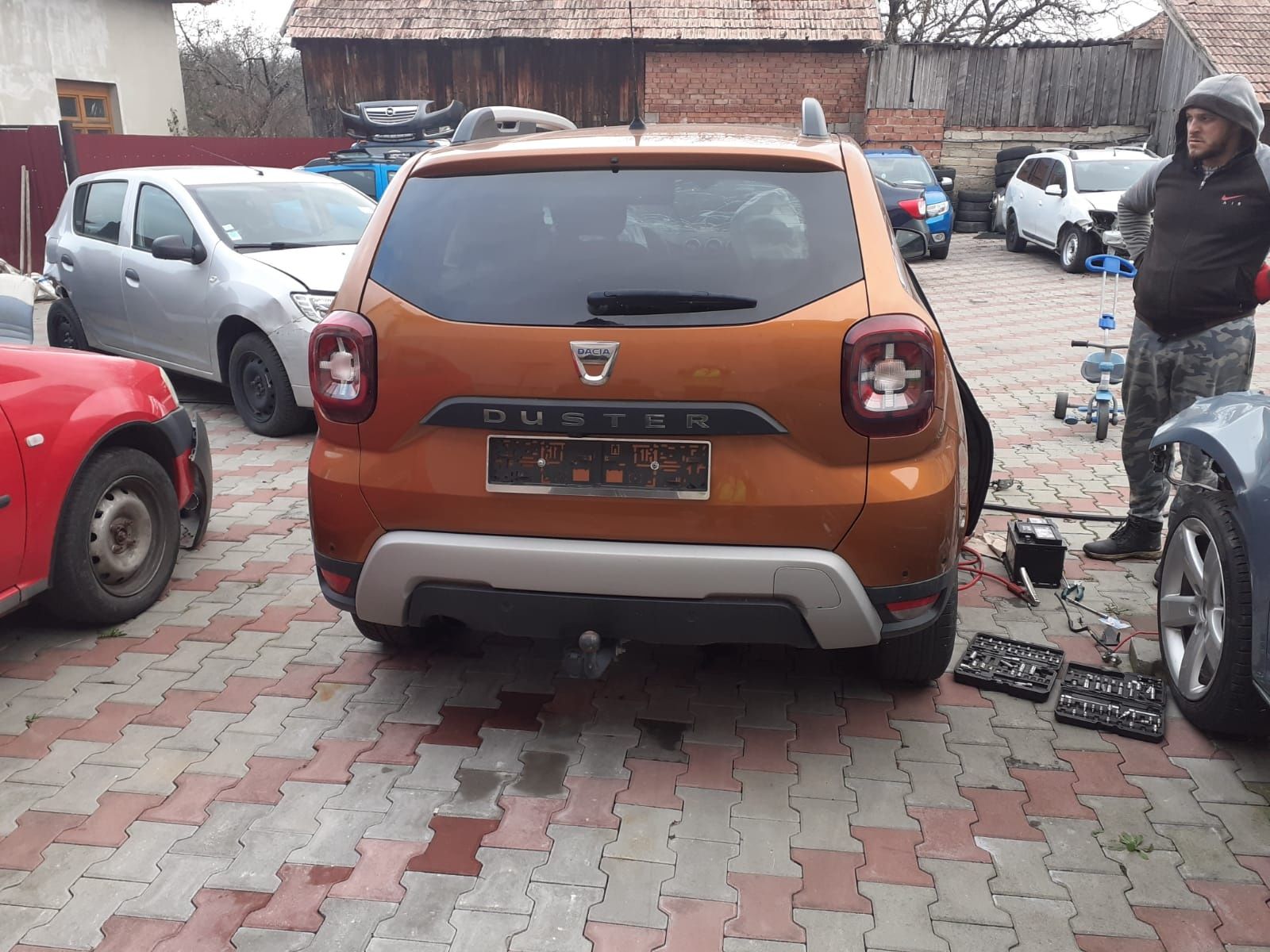 Grup Spate Dacia Duster 4x4 Gilau • Olxro