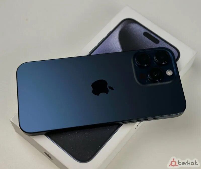 iPhone 15 Pro Max 256GB Состояние отличное, аккуратно использовался