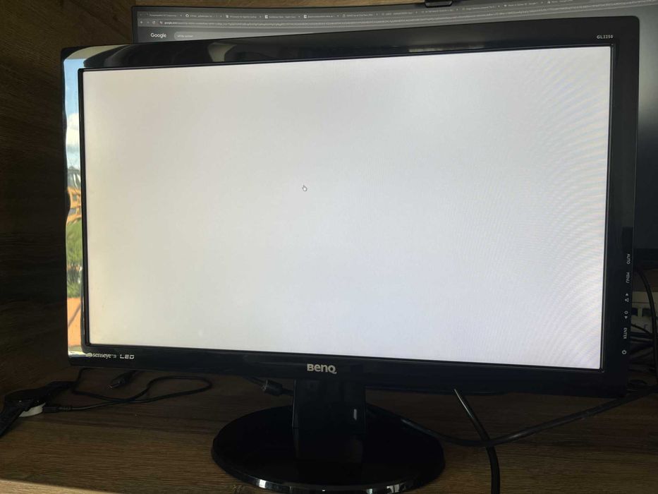 Монитор BenQ GL2250-T 21.5" Full HD (VGA + DVI)