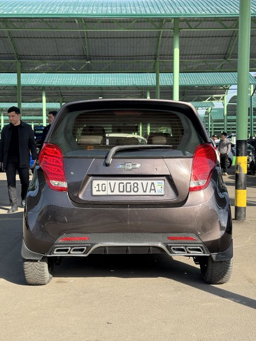 Продаётся Spark  2017 года