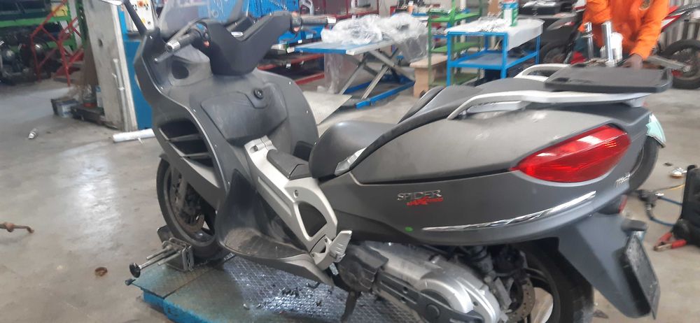 Скутер Малагути Спайдър Мах 500i(Malaguti SPIDER MAX GT)-НА ЧАСТИ