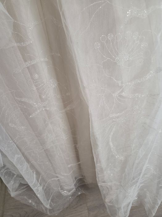 Сватбена рокля с воал myWEDDING