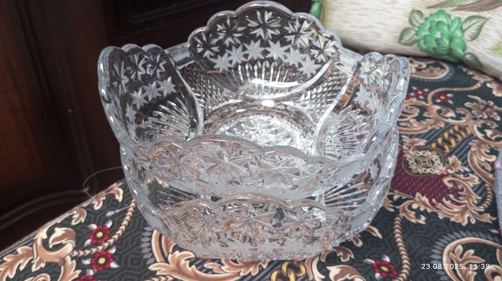 Продам хрусталь новая