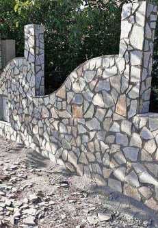 Piatra Naturala de Munte