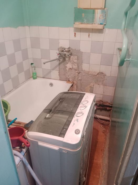 Продается 2 комн квартира