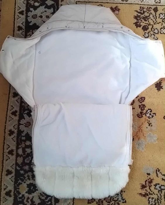 Lot bebe superb, ca nou, unisex