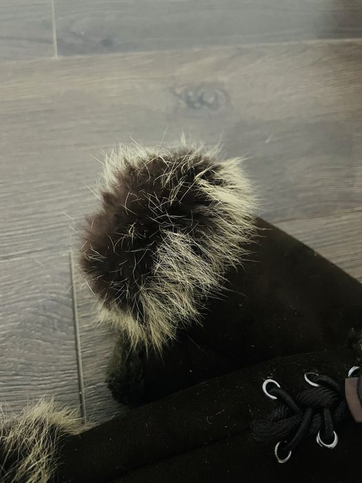 Manusi din piele intoarsa si blana naturala Studio ID Mittens.