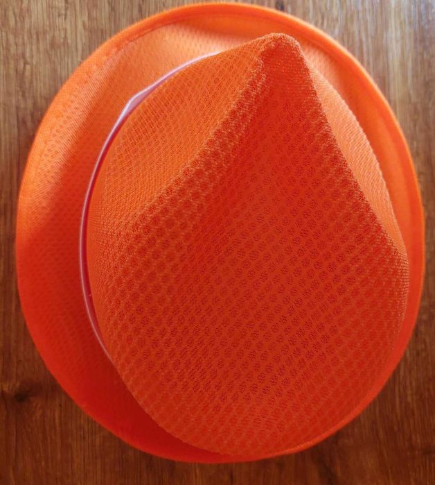 Нова шапка Garnier Ambre Solaire